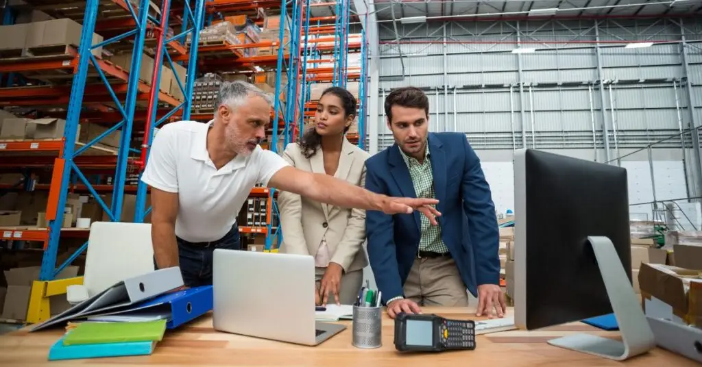 A group of product managers aligning their outcomes